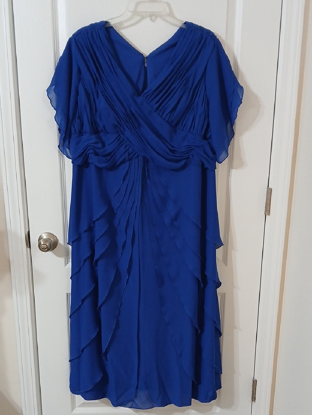 Elegant Royal Blue Chiffon Women's Gown